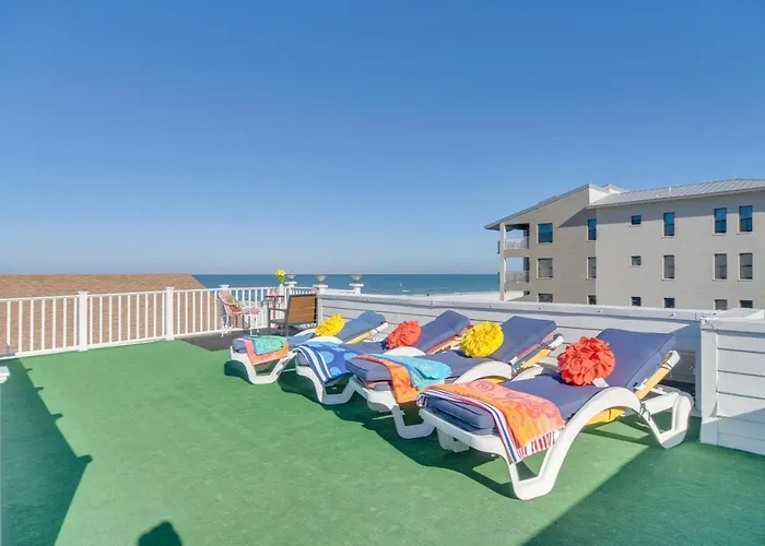 Breezy 'white Sands House' Steps To Gulf Shore! *